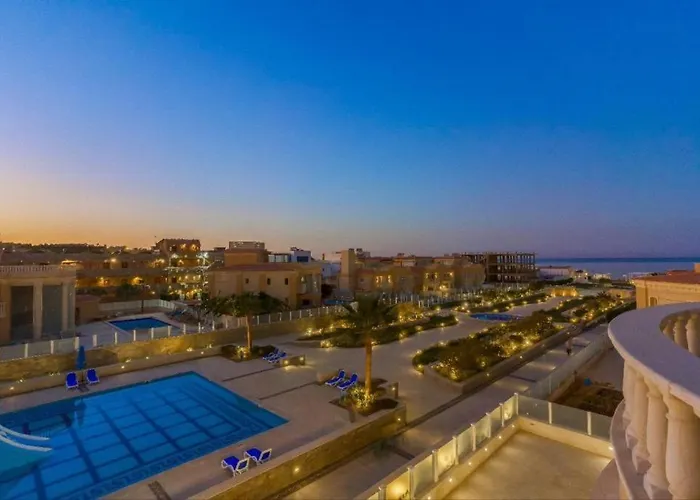 Hotel Selena By And 4*